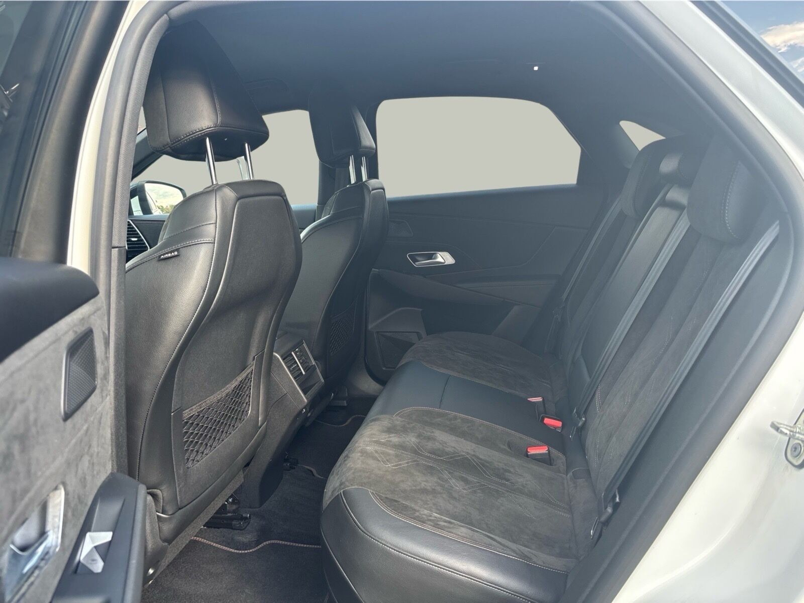 Hvid DS DS 7 CrossBack fra 2022