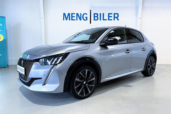 Grå Peugeot e-208 fra 2023