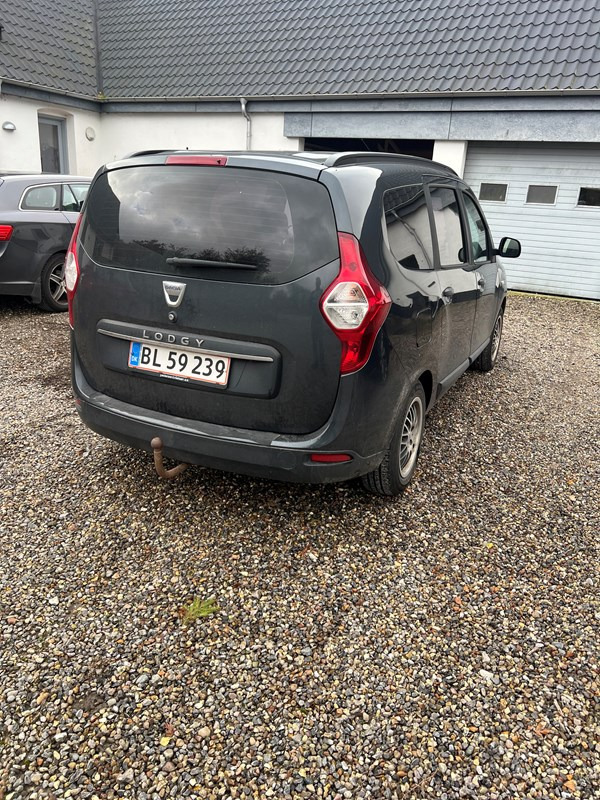 undefined Dacia Lodgy fra 2017