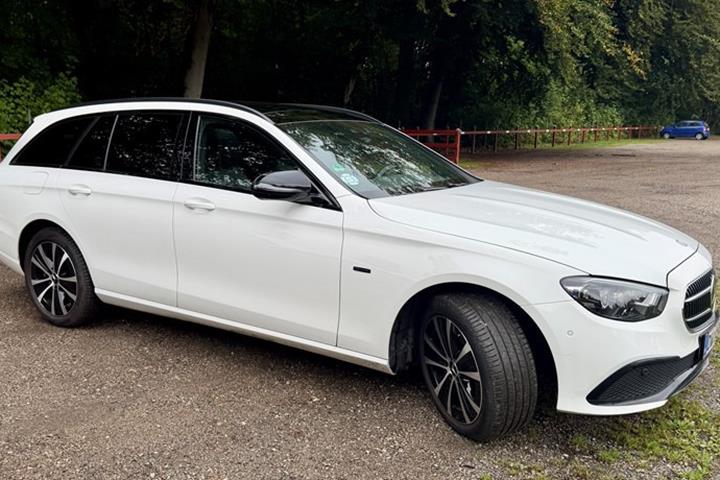 undefined Mercedes E300 e fra 2021