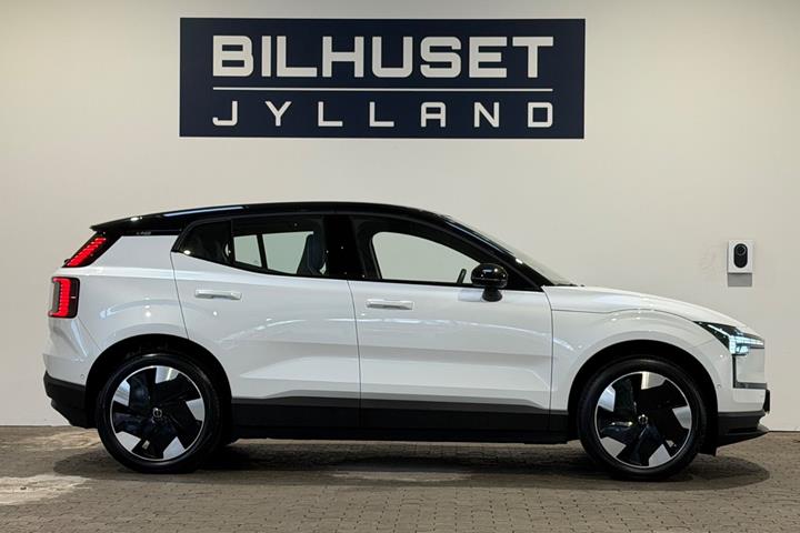 Hvid Volvo EX30 fra 2024