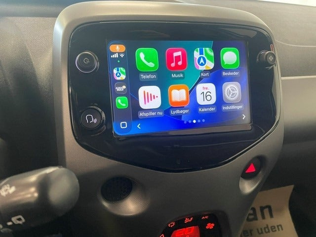 Hvid Toyota Aygo fra 2021