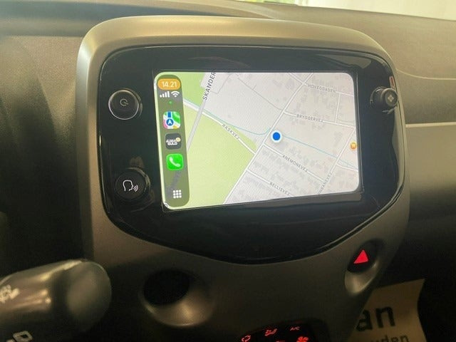 Hvid Toyota Aygo fra 2021