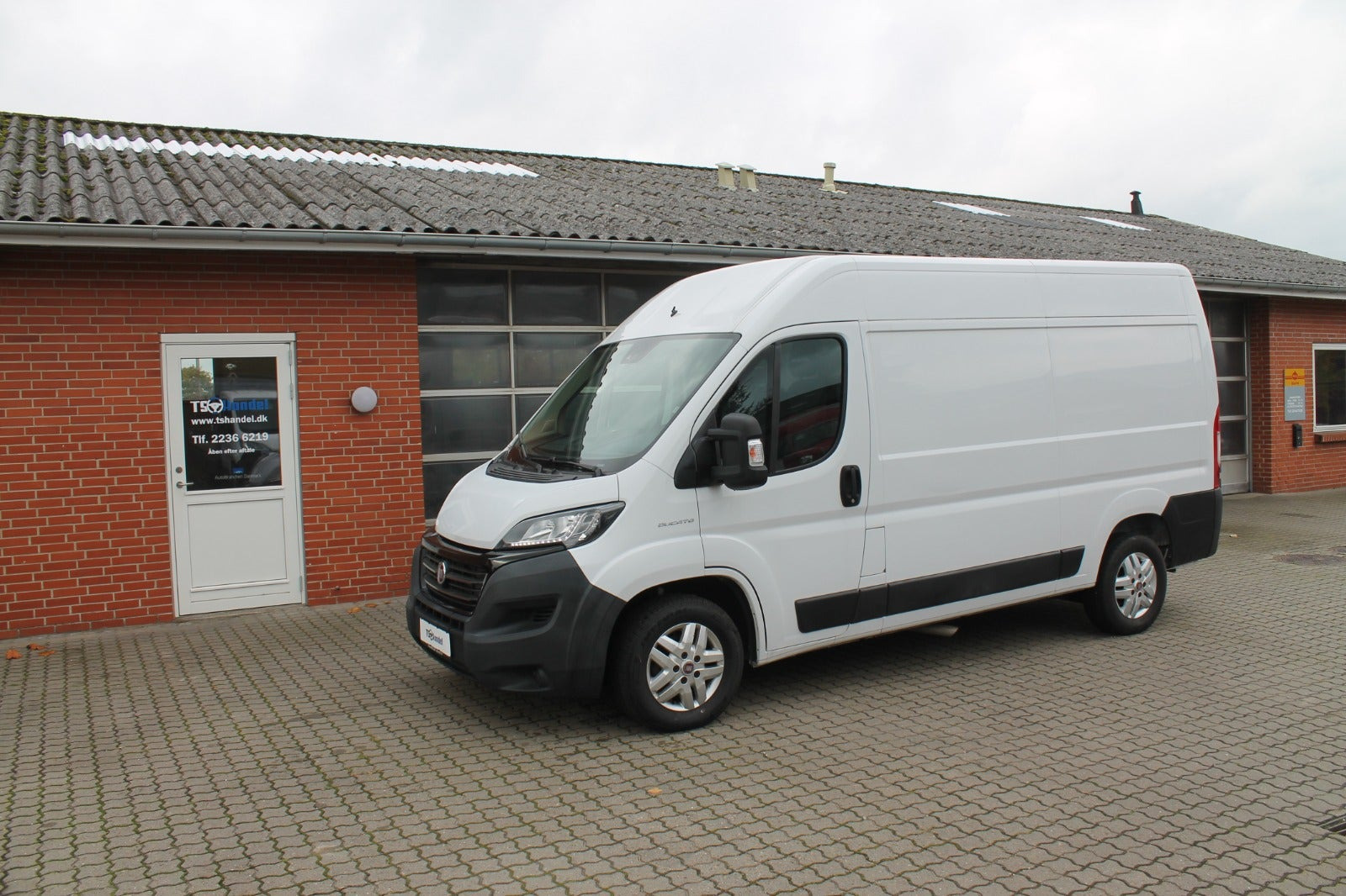 Fiat Ducato 35 2,3 MJT 140 Kassevogn L2H2 Pro+ aut.