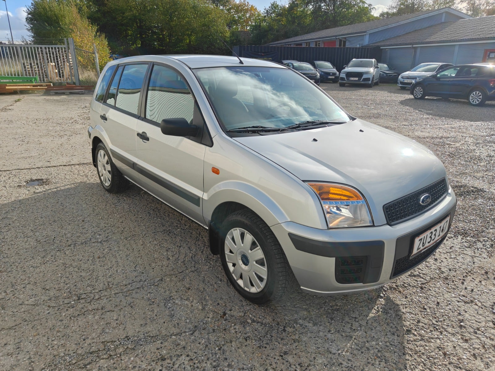 Gul Ford Fusion fra 2009