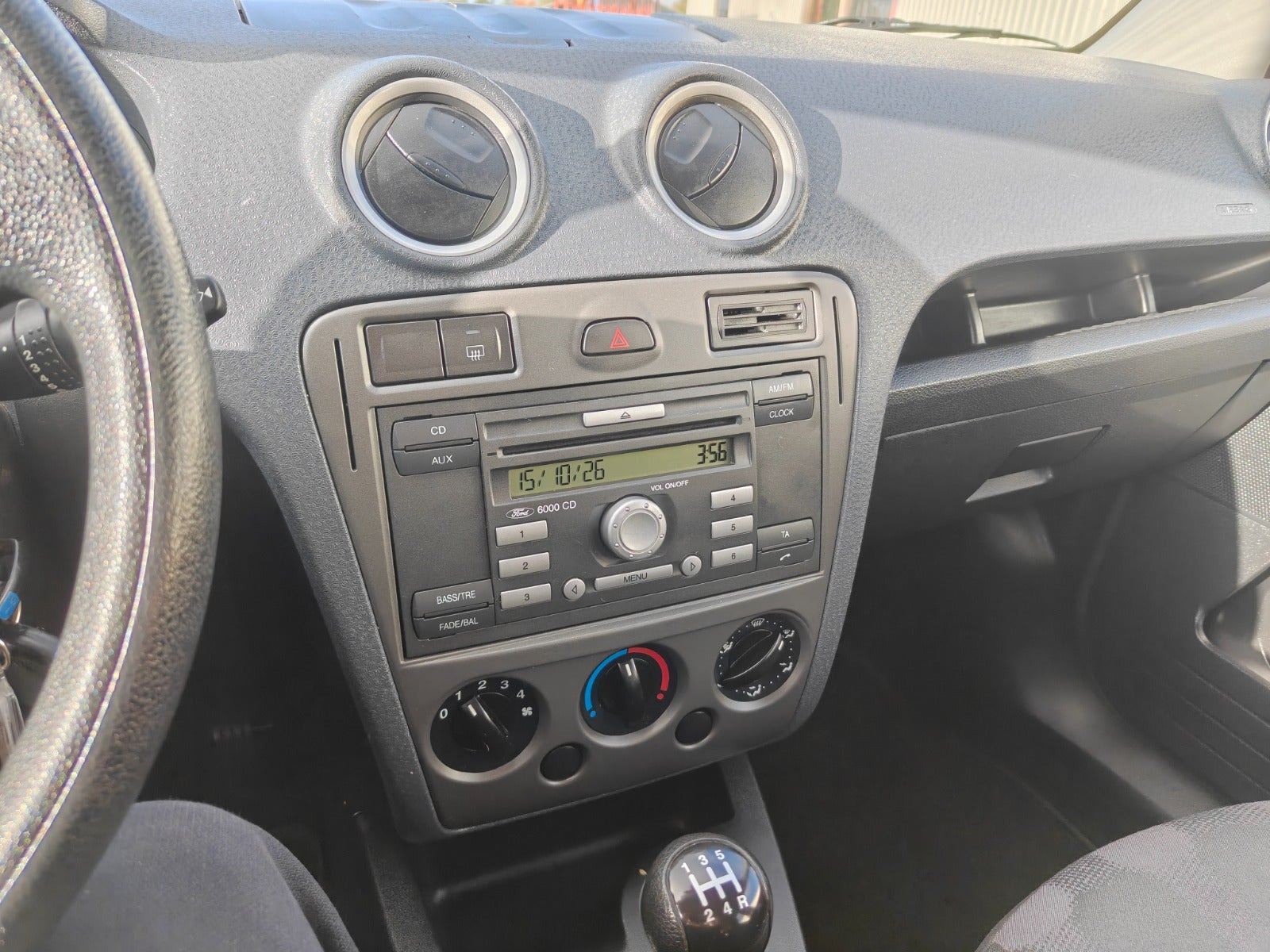 Gul Ford Fusion fra 2009