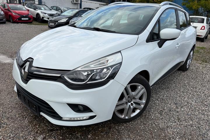 Hvid Renault Clio IV fra 2016