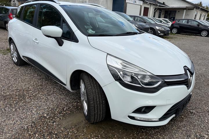 Hvid Renault Clio IV fra 2016