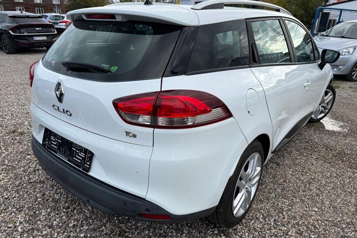 Hvid Renault Clio IV fra 2016