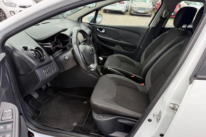 Hvid Renault Clio IV fra 2016