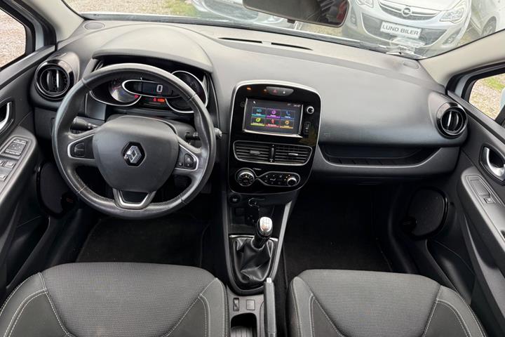 Hvid Renault Clio IV fra 2016