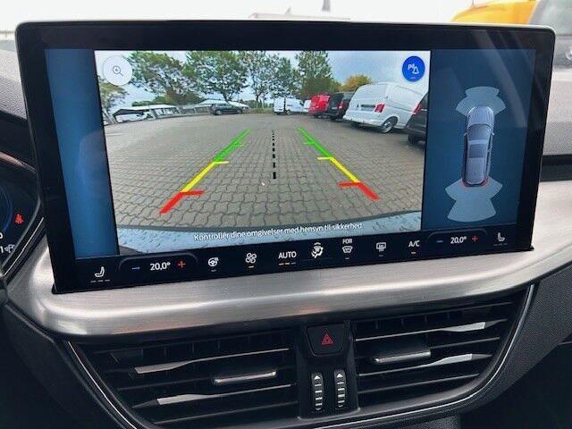 Grå Ford Focus fra 2024