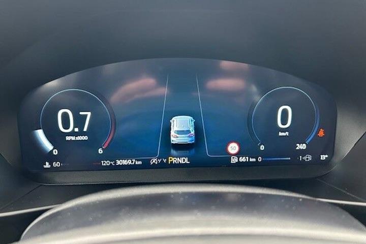Grå Ford Focus fra 2024