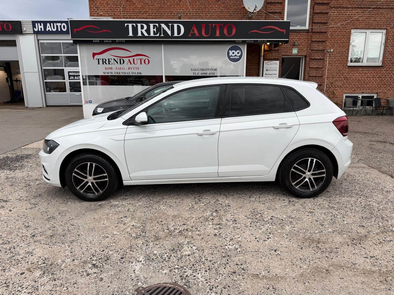 Hvid VW Polo fra 2020