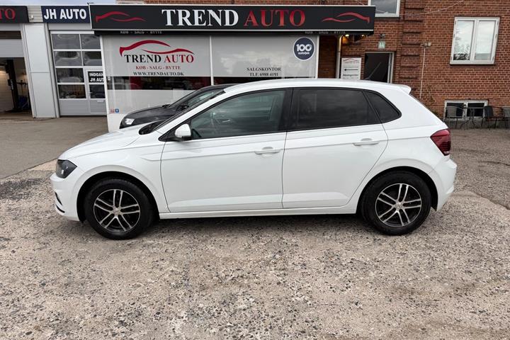 Hvid VW Polo fra 2020