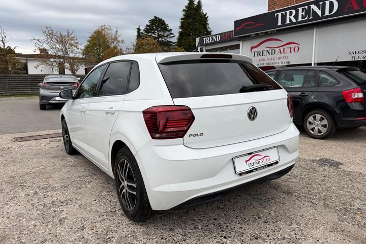 Hvid VW Polo fra 2020