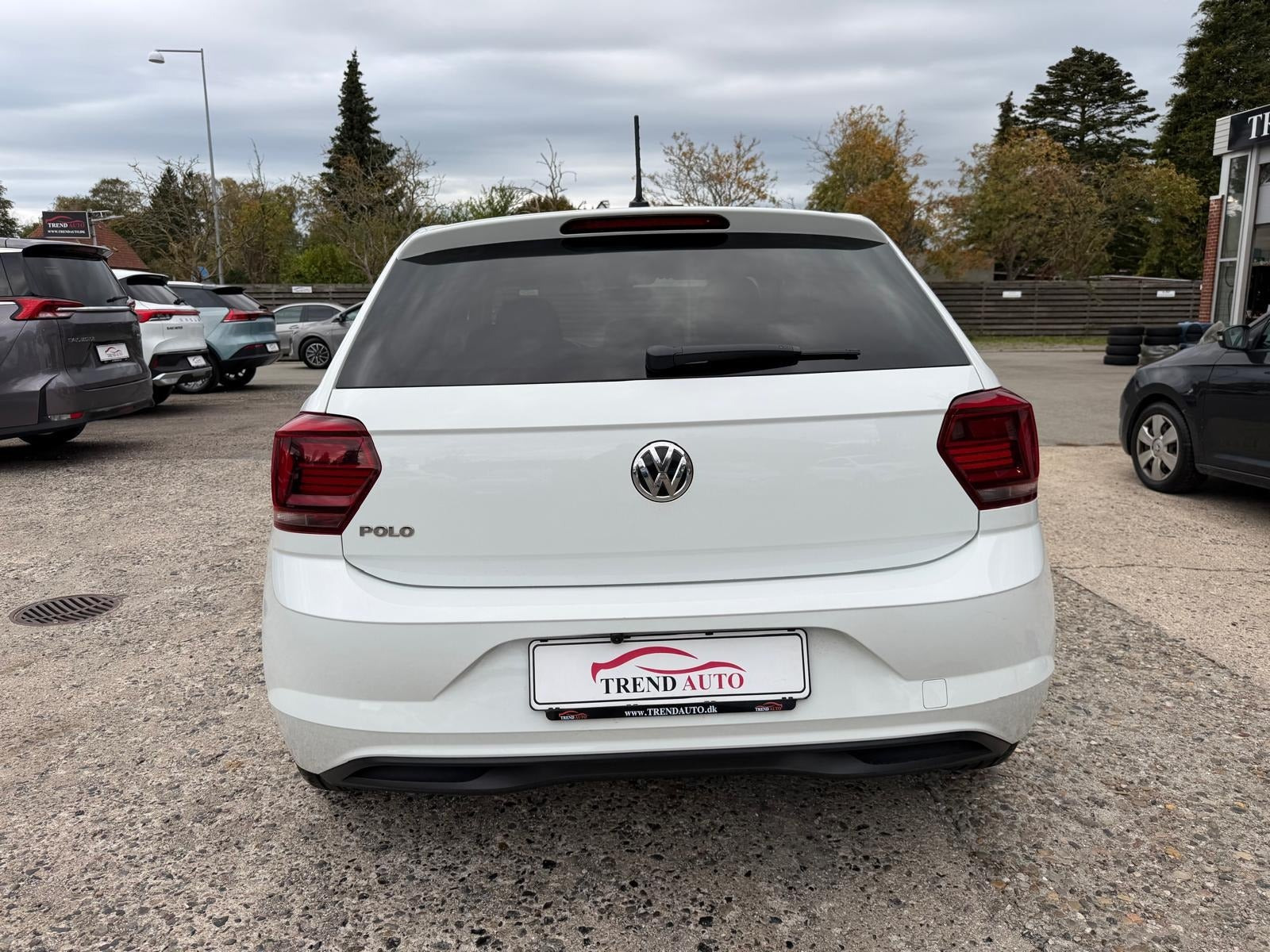 Hvid VW Polo fra 2020