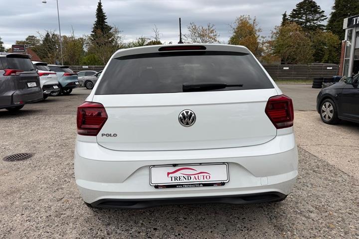 Hvid VW Polo fra 2020