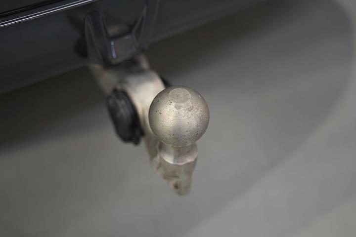 Grå BMW X5 fra 2023