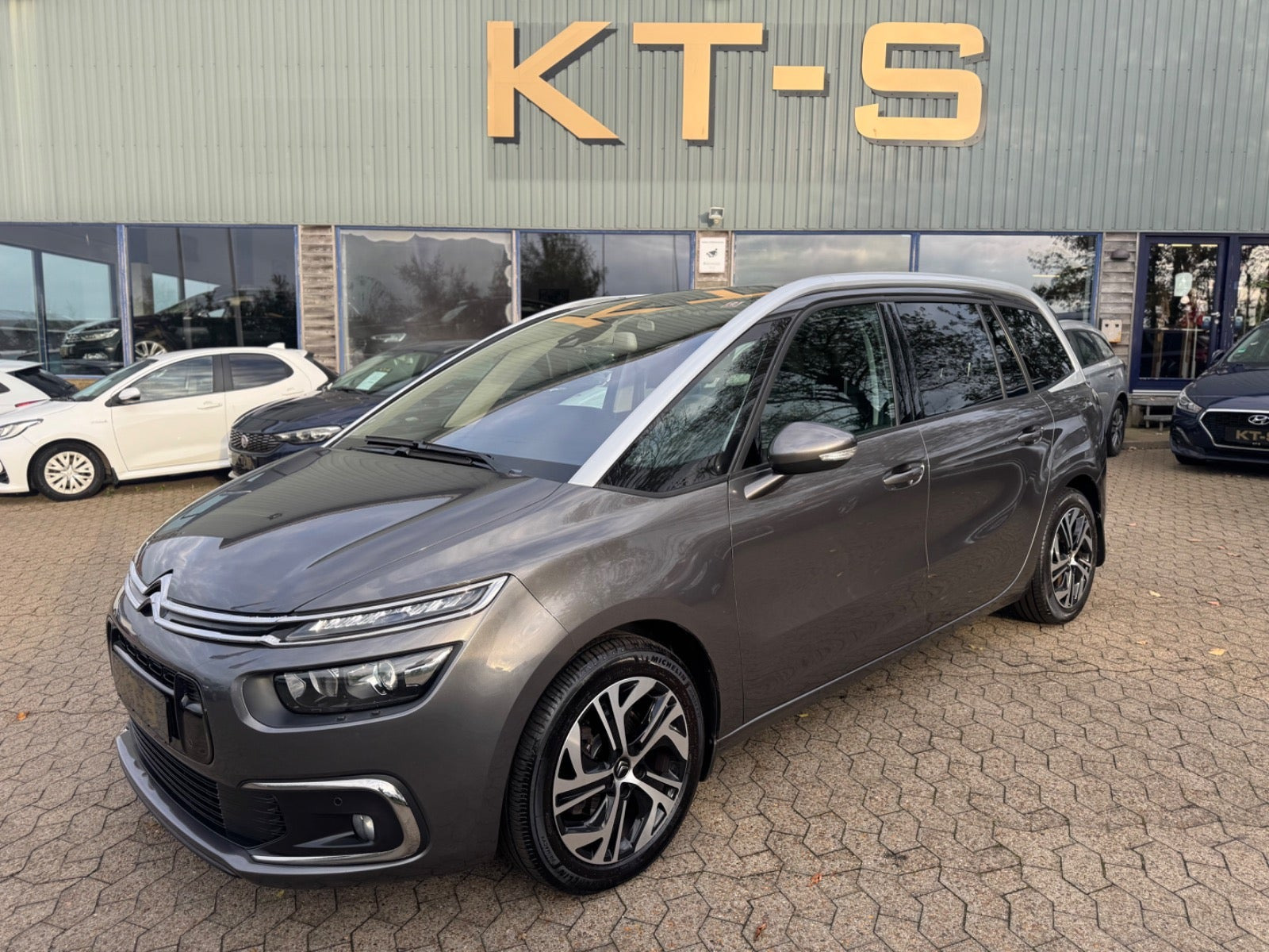 undefined Citroën Grand C4 SpaceTourer fra 2019