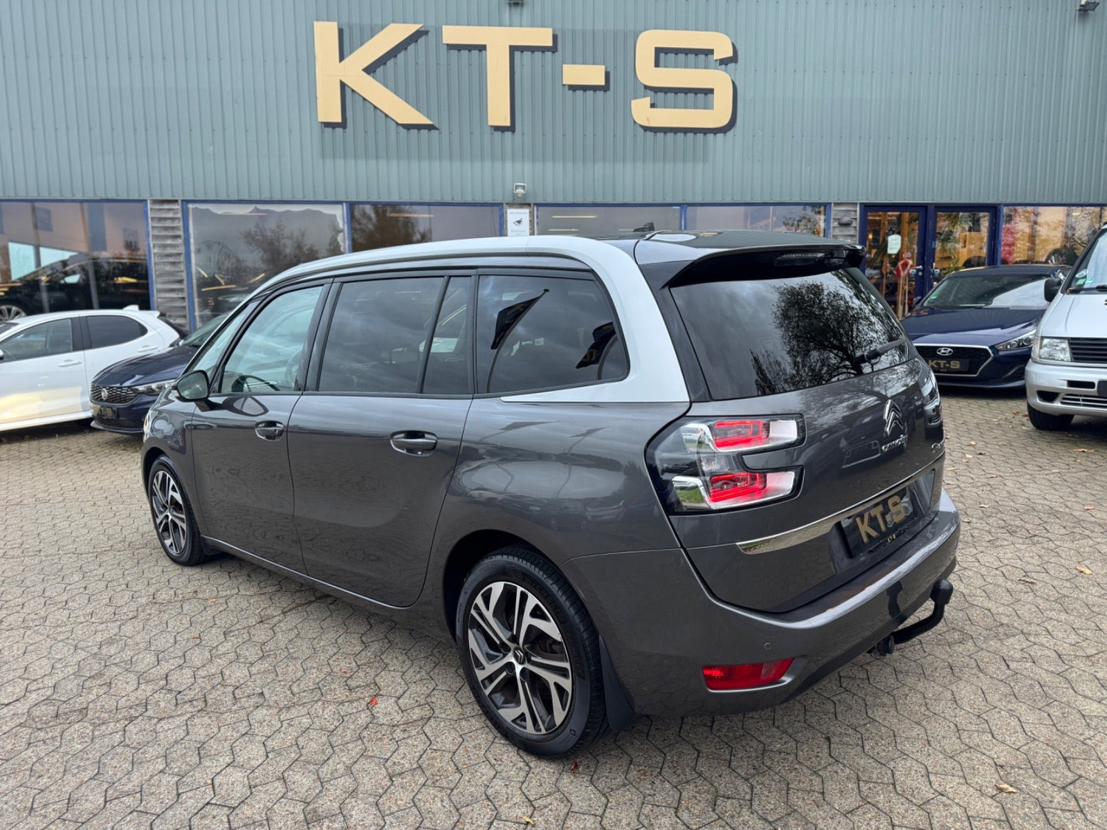 undefined Citroën Grand C4 SpaceTourer fra 2019