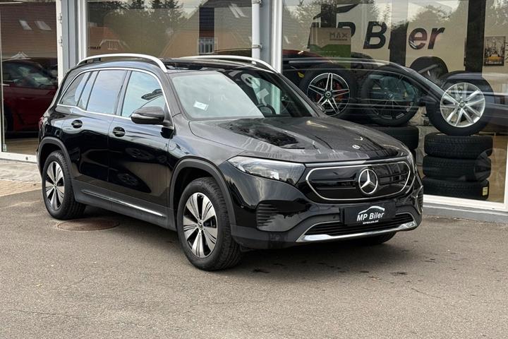 Sort Mercedes EQB300 fra 2024