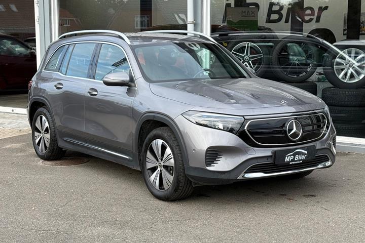 Grå Mercedes EQB300 fra 2024