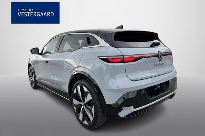 Grå Renault Megane E-Tech fra 2023