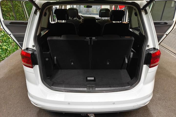 undefined VW Touran fra 2020