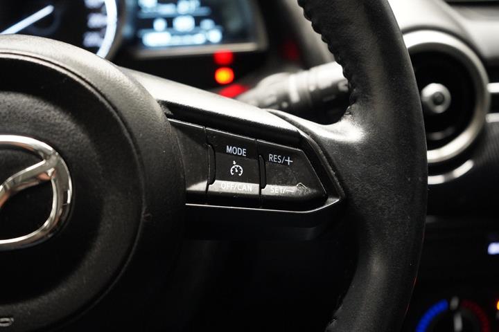 Sort Mazda 2 fra 2020