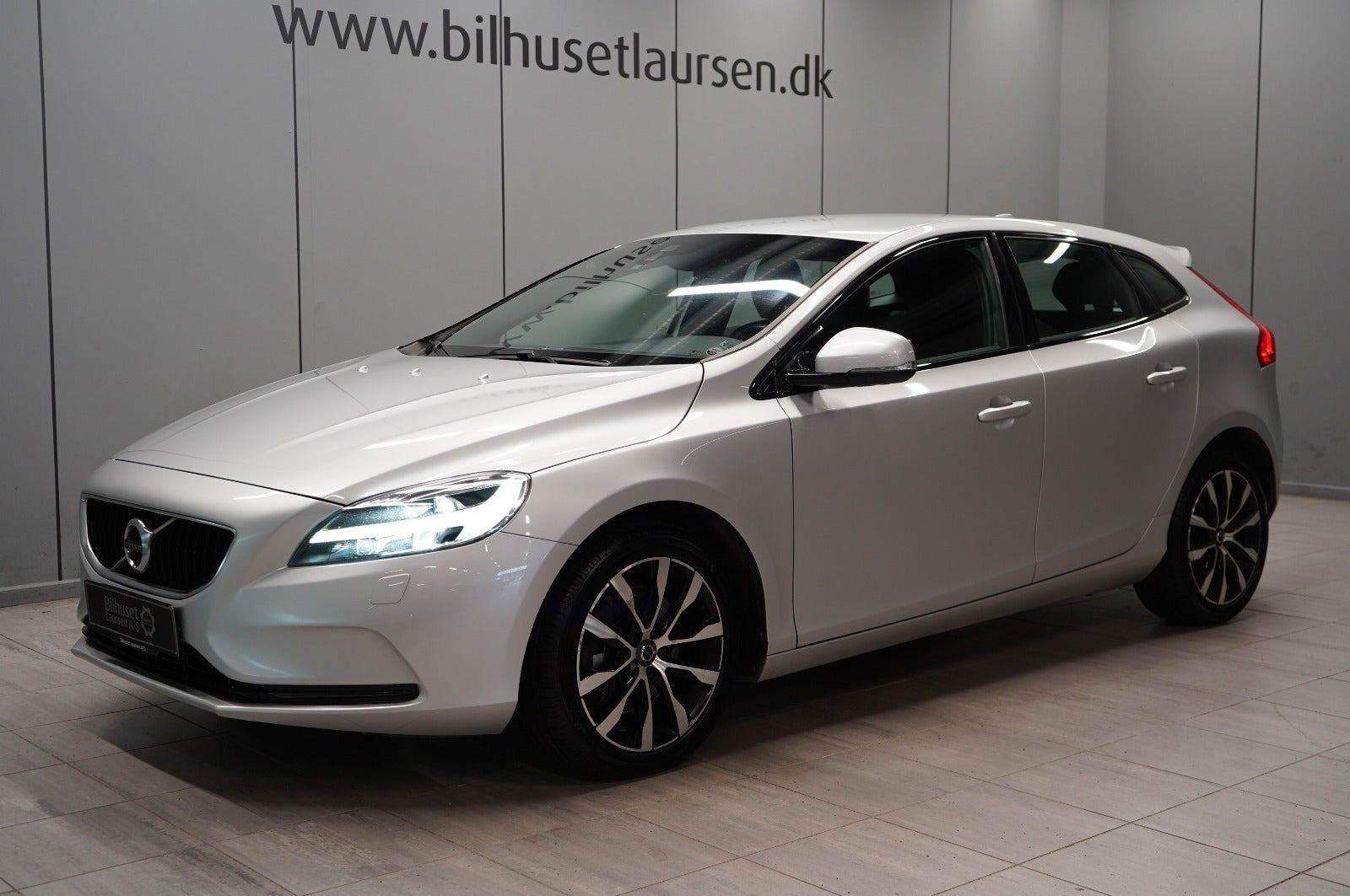 Volvo V40 1,5 T3 152 Dynamic Edition aut.