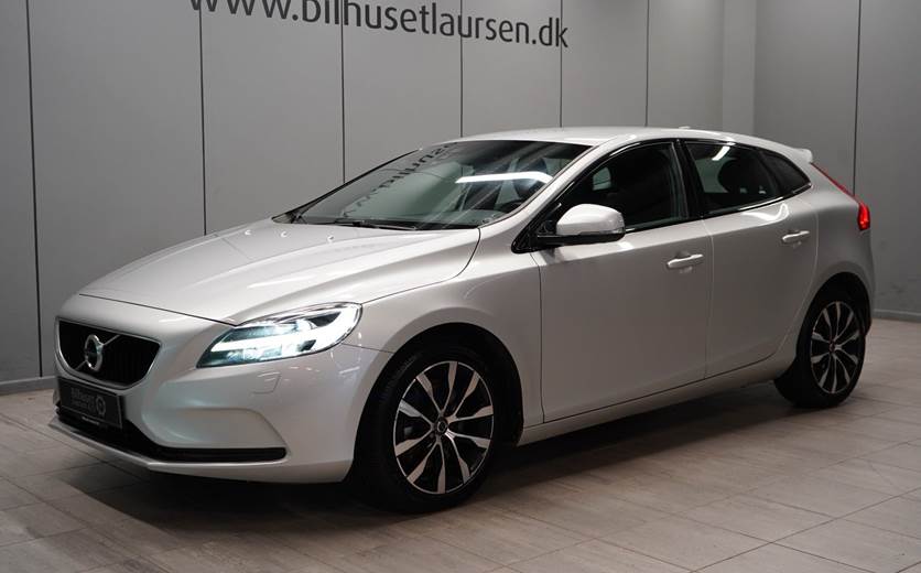 Volvo V40 1,5 T3 152 Dynamic Edition aut.