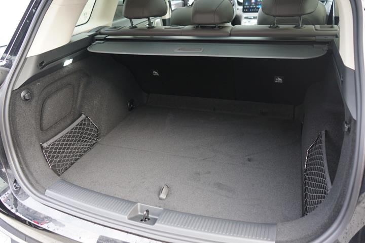 Sort MG MGS6 fra 2026