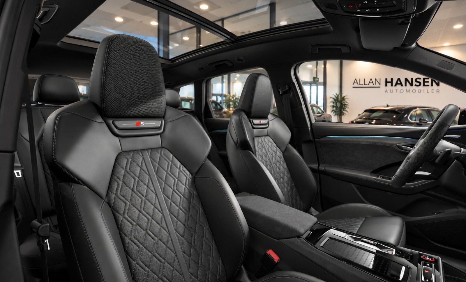 Grå Audi SQ6 e-tron fra 2025