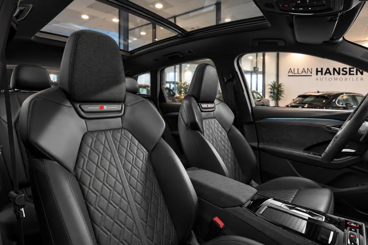 Grå Audi SQ6 e-tron fra 2025