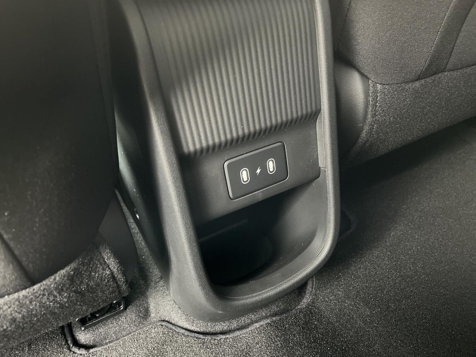 Rød Hyundai Ioniq 3 fra 2027
