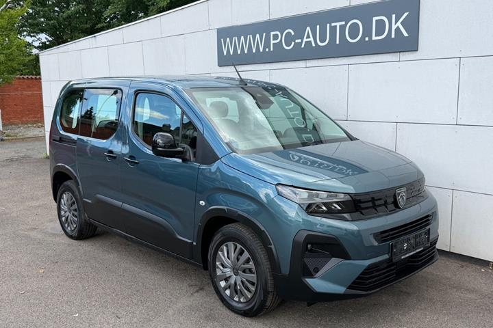 Blå Peugeot e-Rifter fra 2025