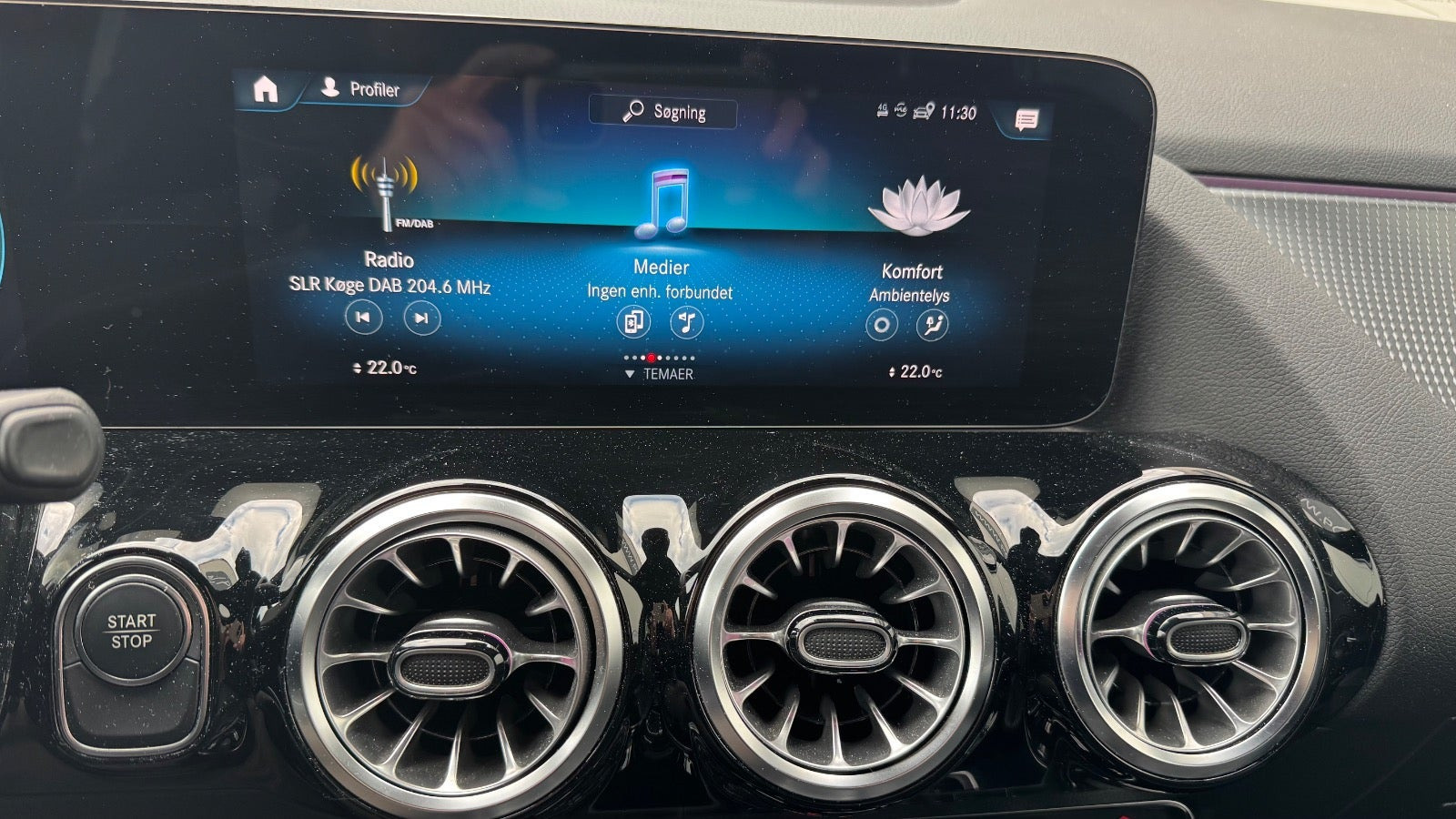 Sort Mercedes EQA250 fra 2023