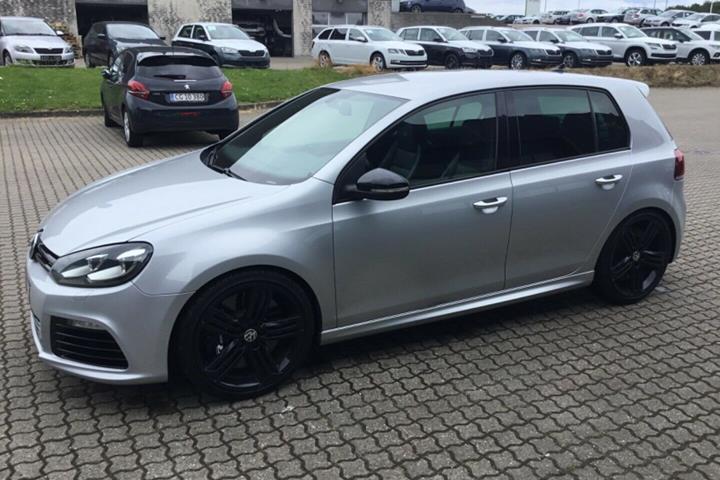 Sølv VW Golf VI fra 2010