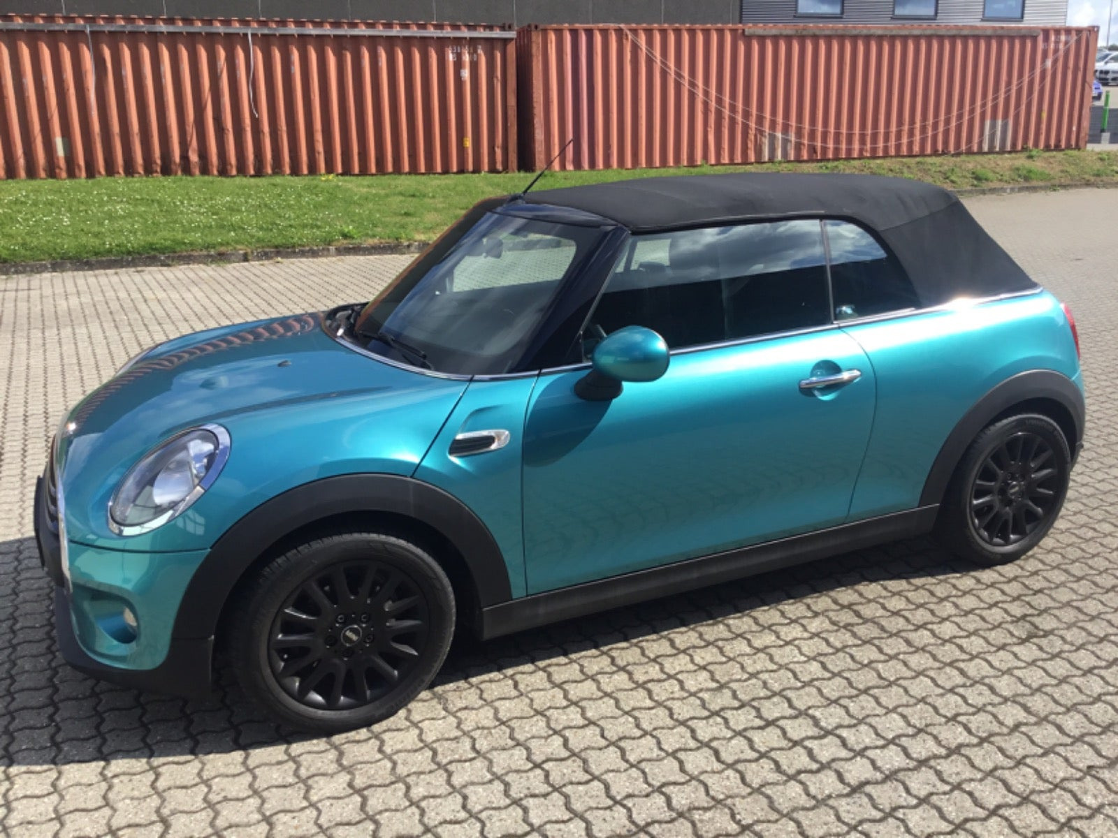 Turquoise Mini Cooper fra 2017