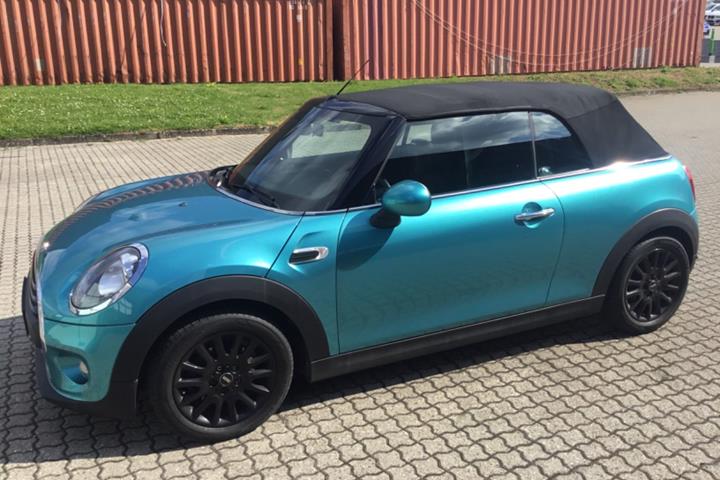 Turquoise Mini Cooper fra 2017