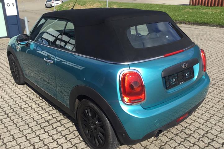 Turquoise Mini Cooper fra 2017