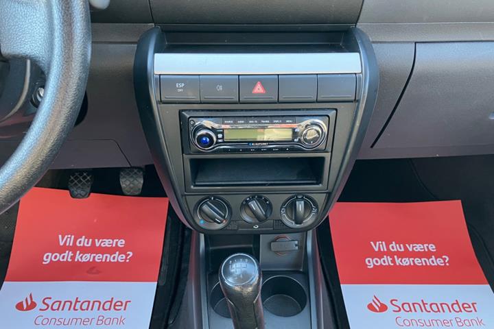 Rød VW Fox fra 2008