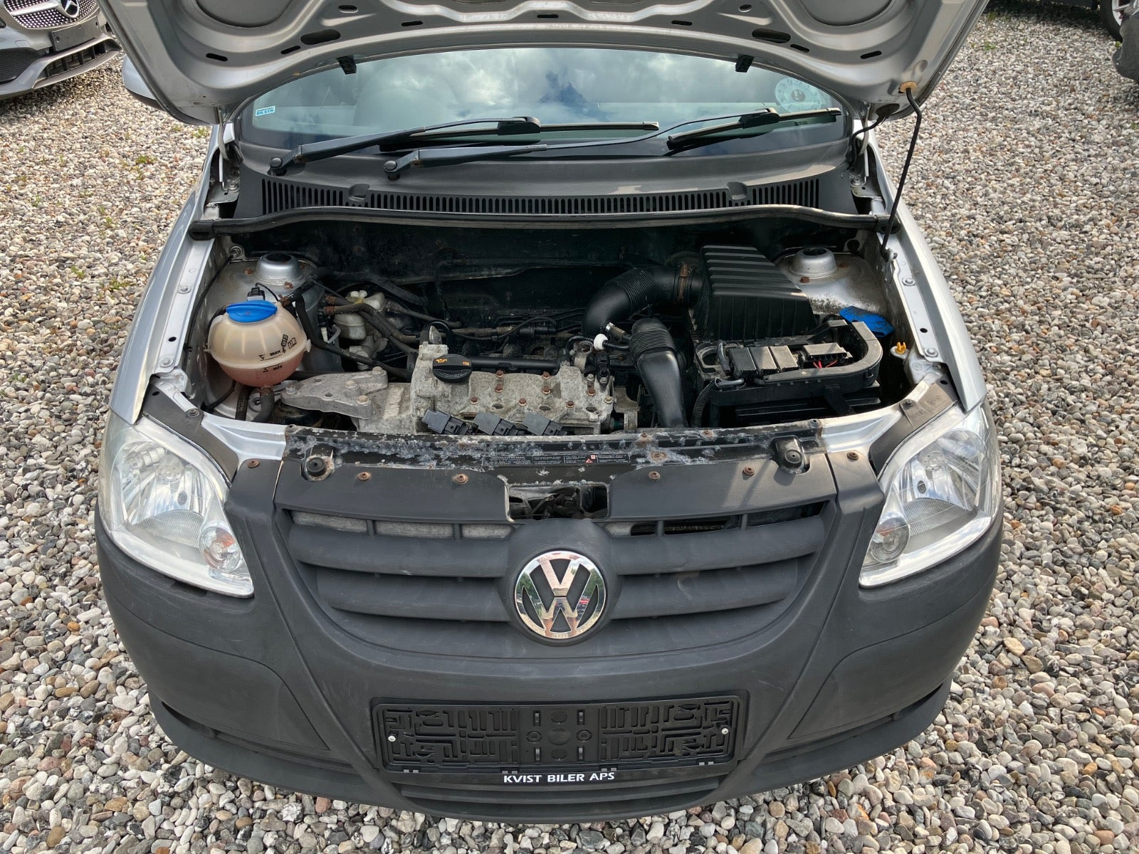 Sølv VW Fox fra 2010