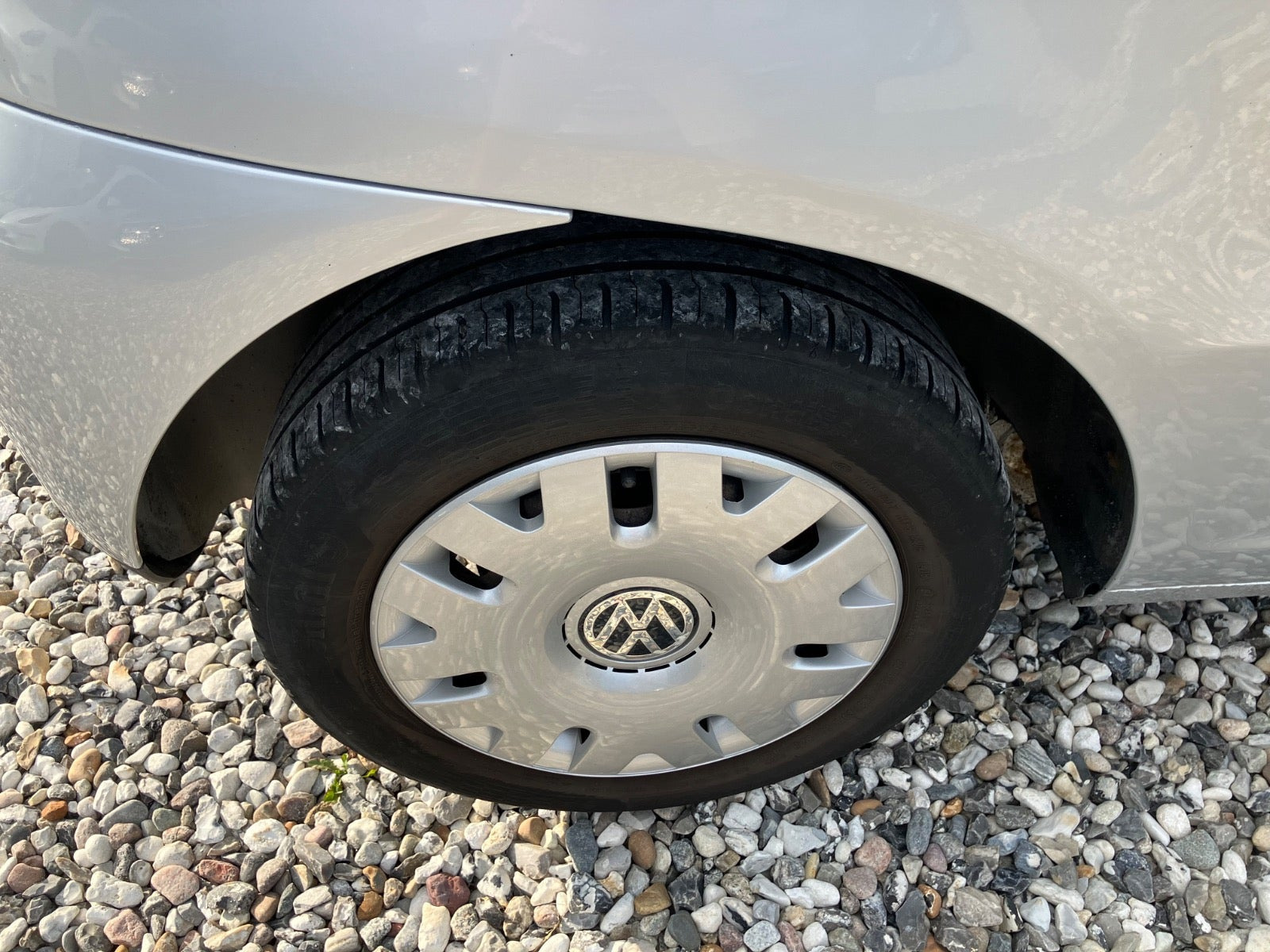 Sølv VW Fox fra 2010