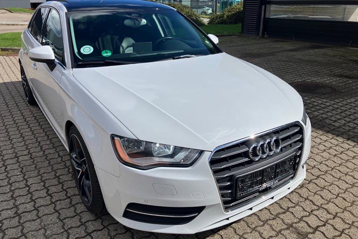 Hvid Audi A3 fra 2015
