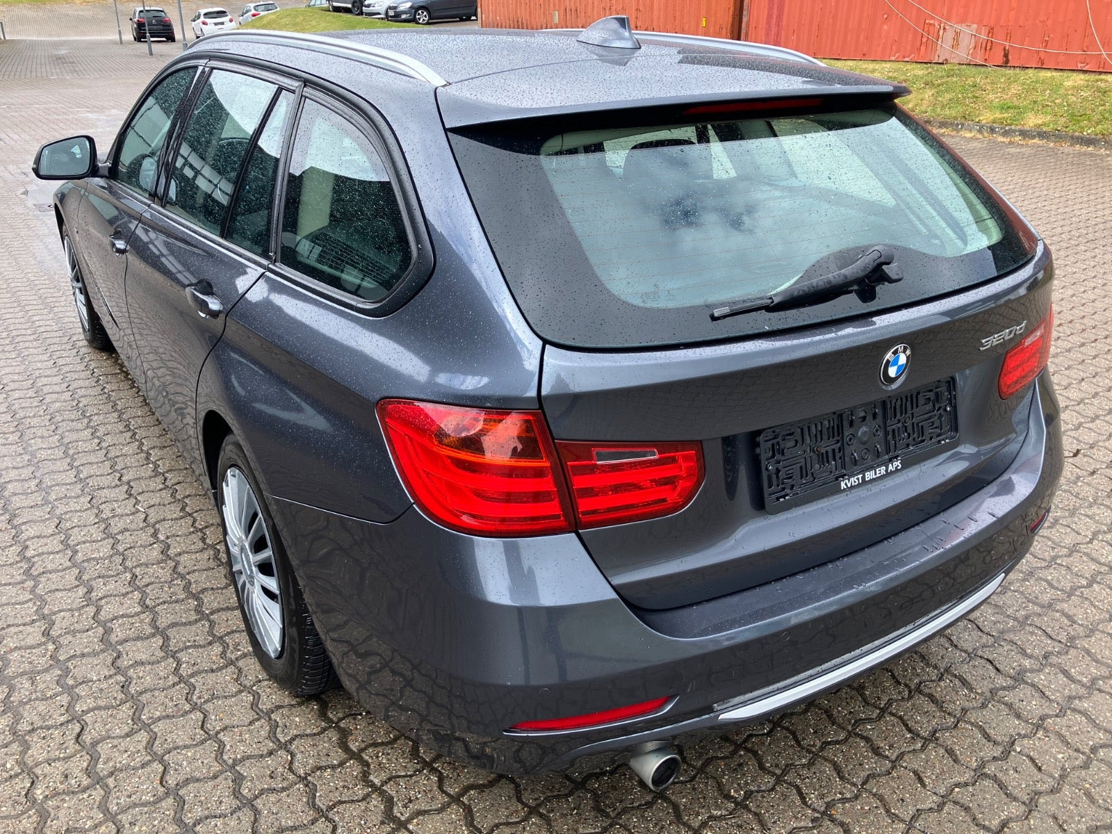 Brun BMW 320d fra 2013