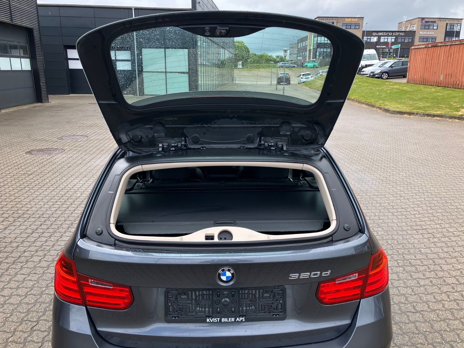 Brun BMW 320d fra 2013