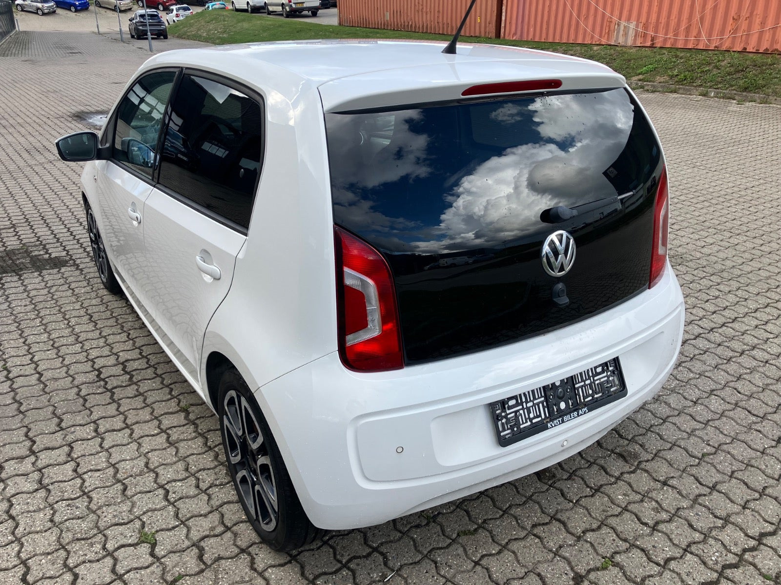 Hvid VW UP! fra 2014