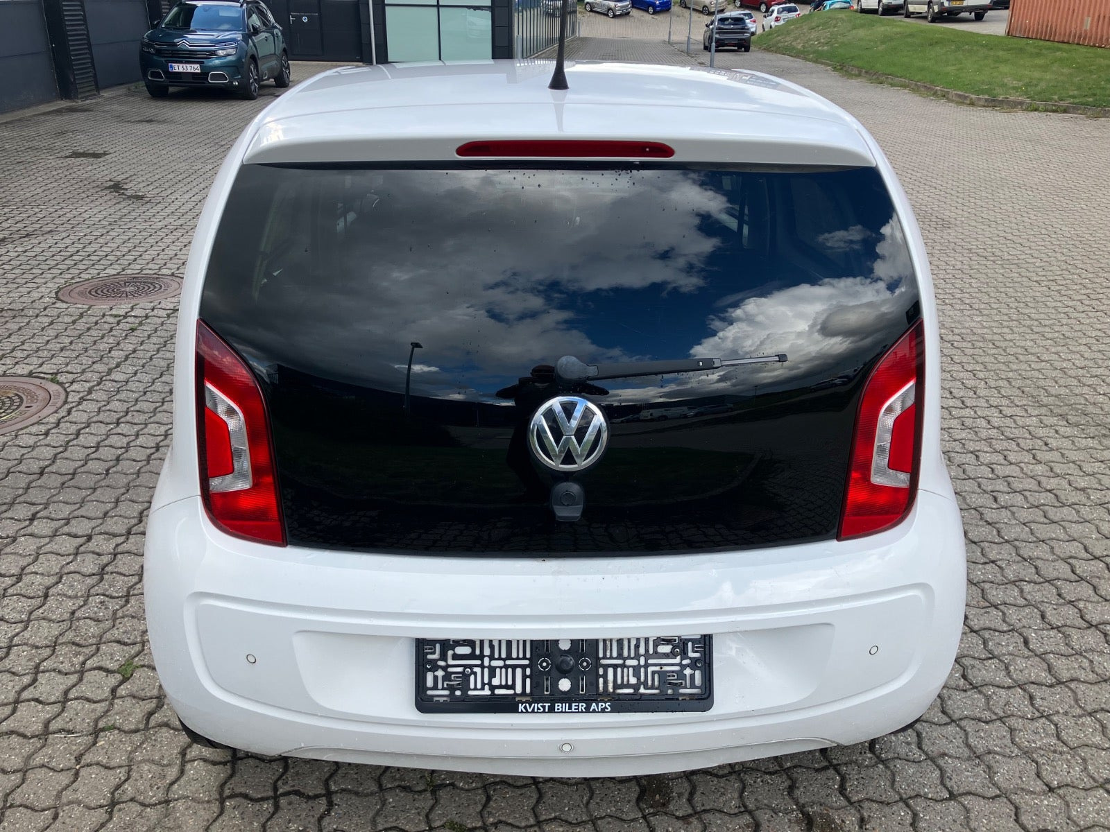 Hvid VW UP! fra 2014
